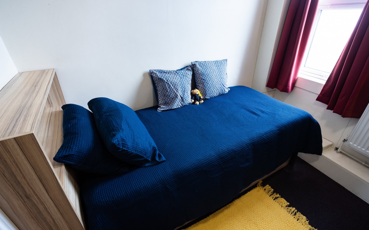 Arden Court accommodation - a photo of a room