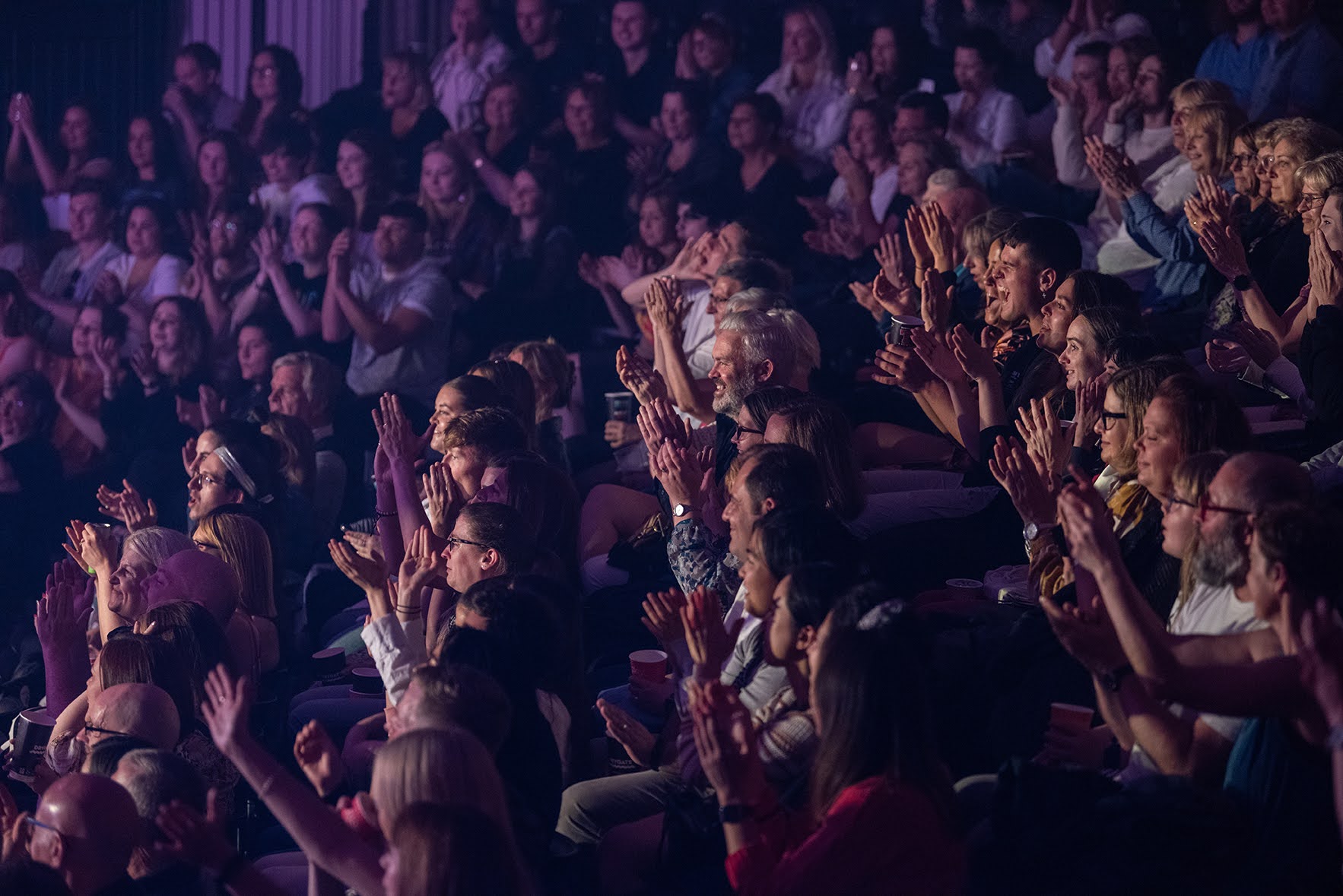 The audience at Edinburgh Fringe show, Queenz: The Show with Balls - credit David Monteith-Hodge, © Edinburgh Festival Fringe Society.