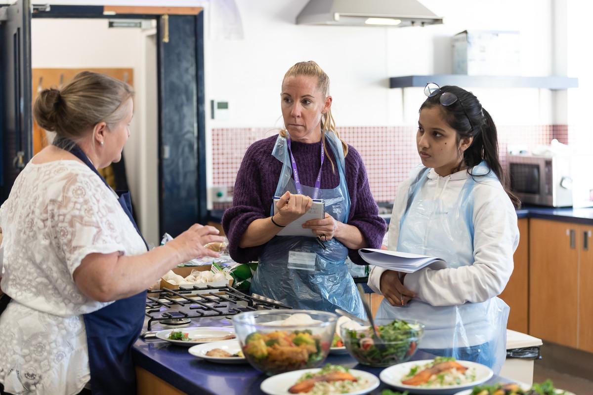 Students take part in a practical nutrition workshop, preparing and evaluating healthy meals to support public health, dietary education and community wellbeing on the Public Health Nutrition PGCert at the University of Chester.